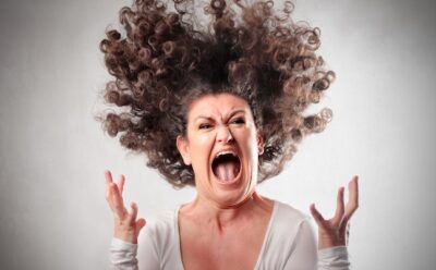 ３か月間ほどけない！異様に固まった髪の毛の謎