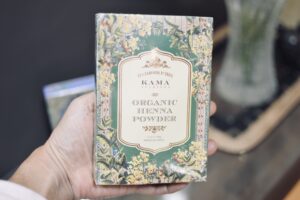 インド発『カーマ・アーユルヴェーダ』の【ヘナ】試し塗り☆彡